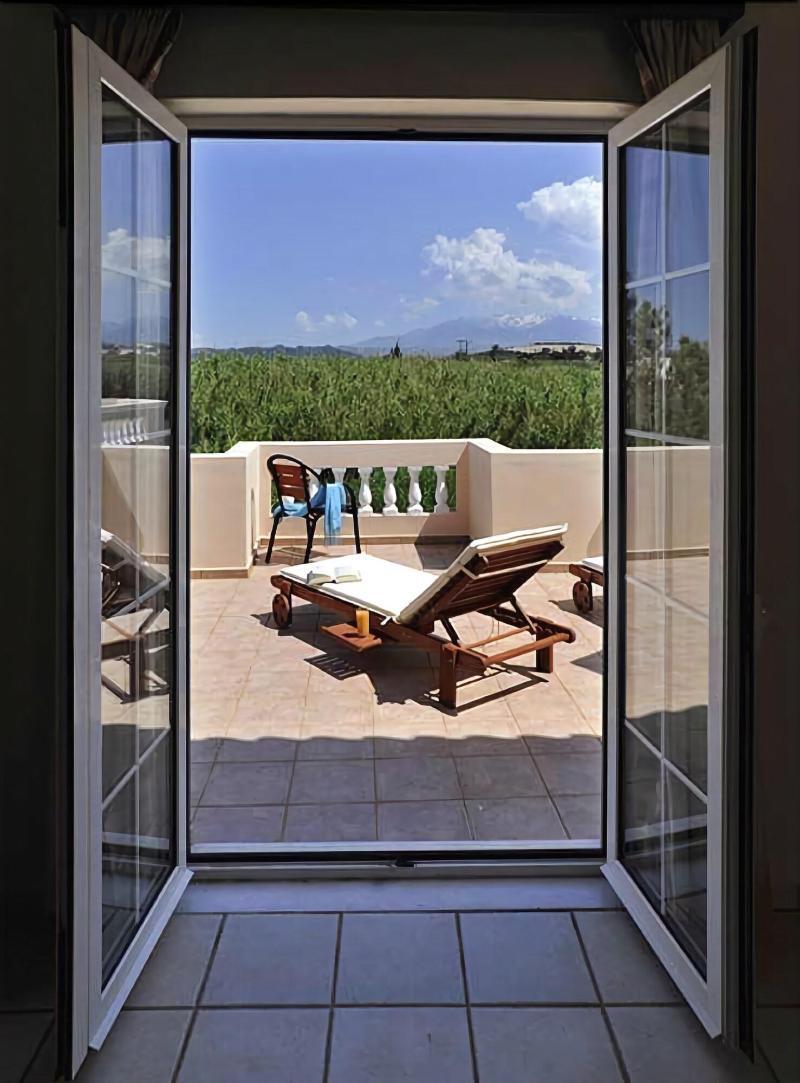 Hotel Caretta Beach Gerani  Exterior foto